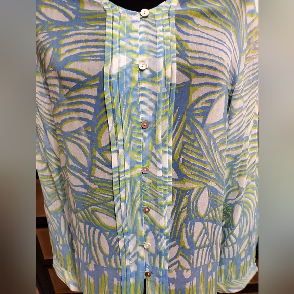 Tropical Sheer Button-Up Blouse - Picture 3 of 12